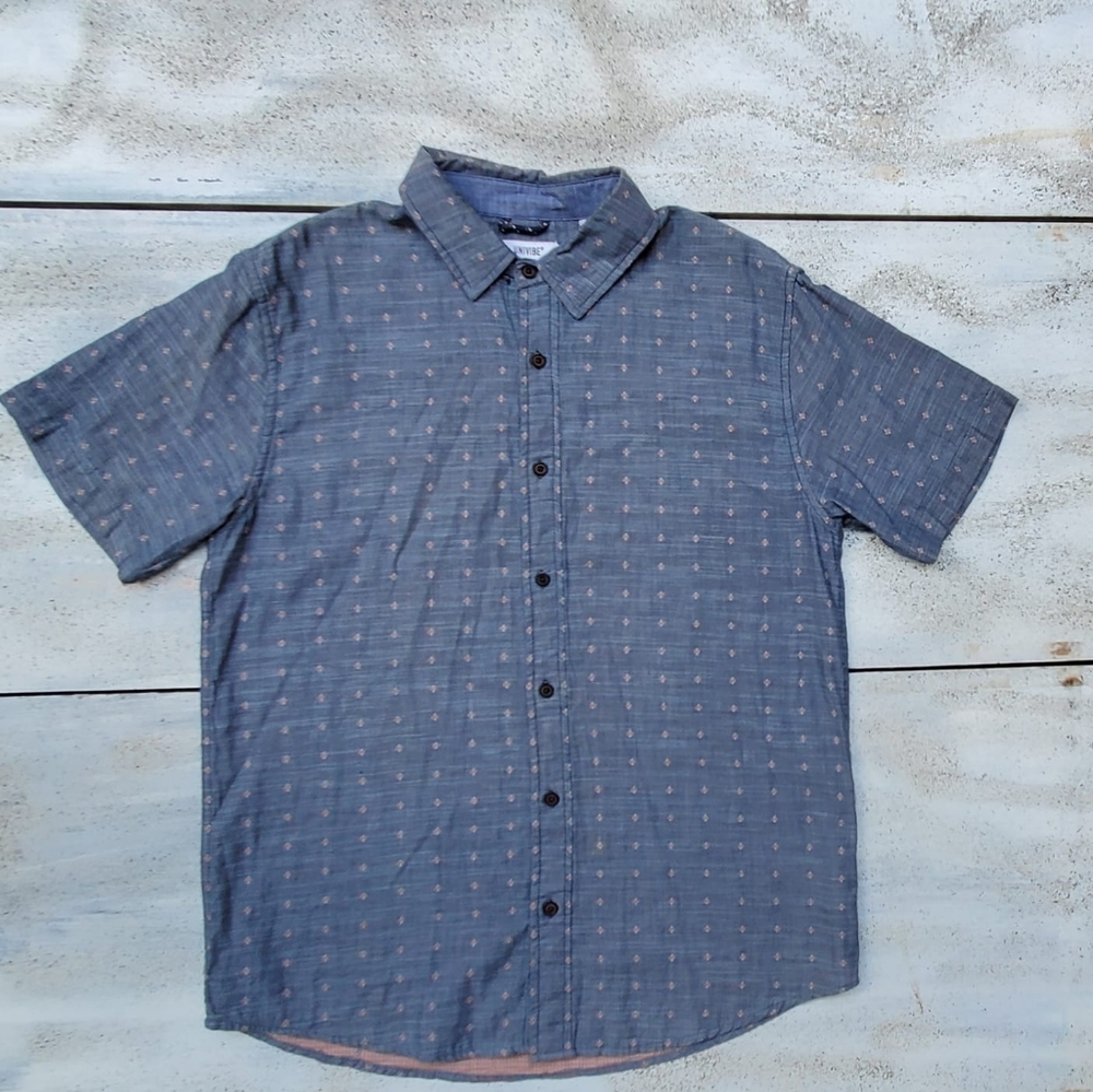 Pattern bottom down shirts